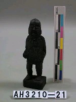 藏品(持盾人像)的圖片